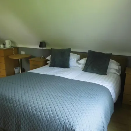 Eas Dun Bed & Breakfast *